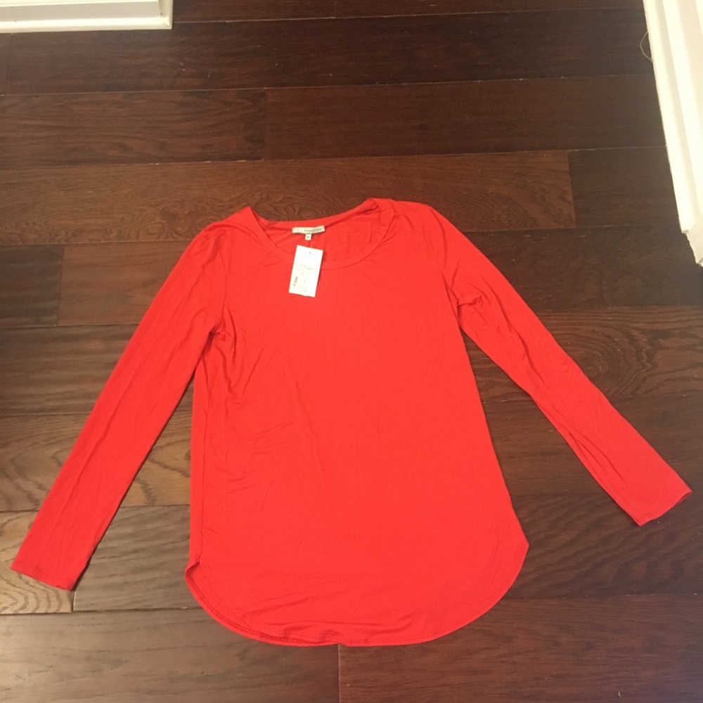 Emma’s Closet Long Sleeve Red Tee size M